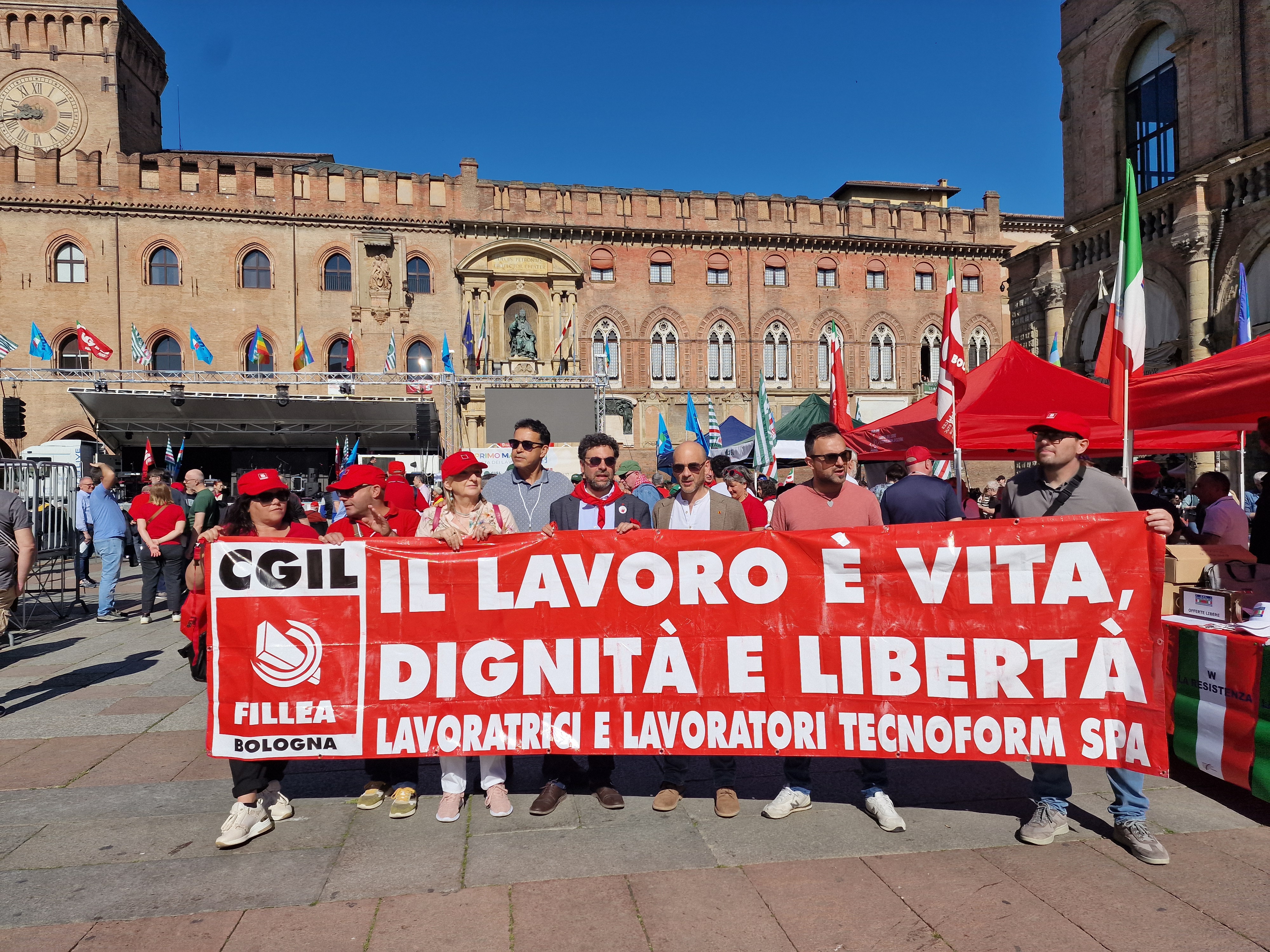 Prosegue la lotta dei lavoratori e delle lavoratrici della Tecnoform: domani 9 maggio 2 ore di sciopero e assemblea cittadina nella sala polivalente del Comune di Anzola dell’Emilia